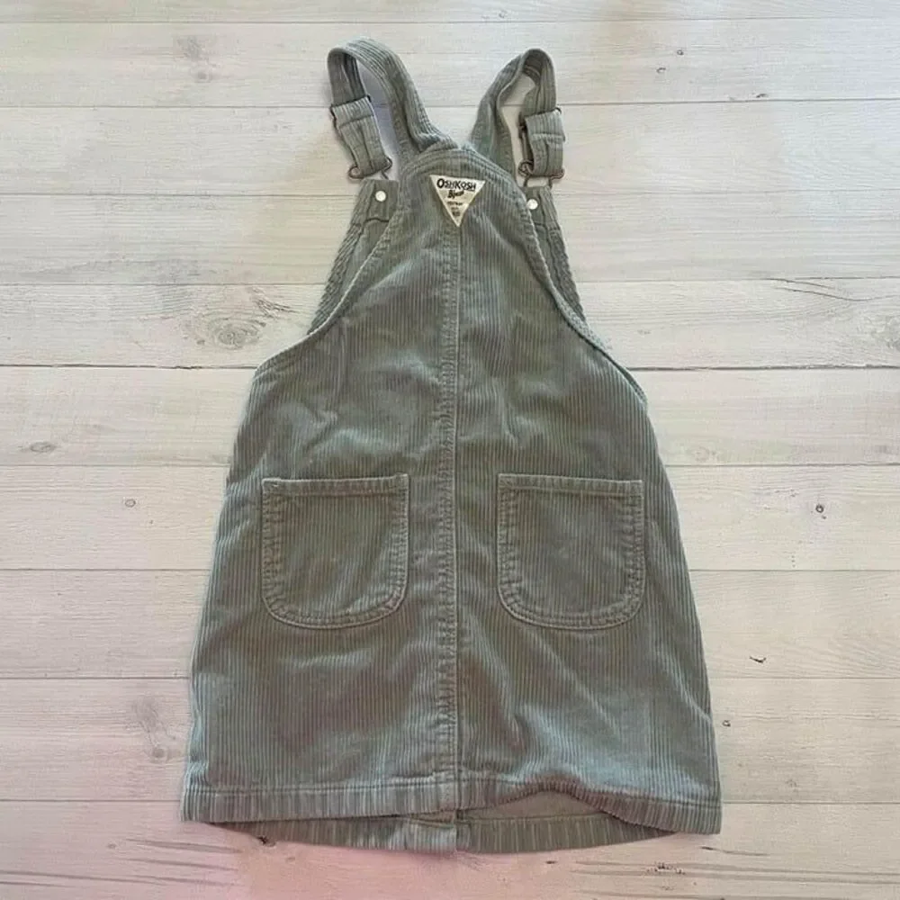 OshKosh B'Gosh‎ corduroy jumper size 7